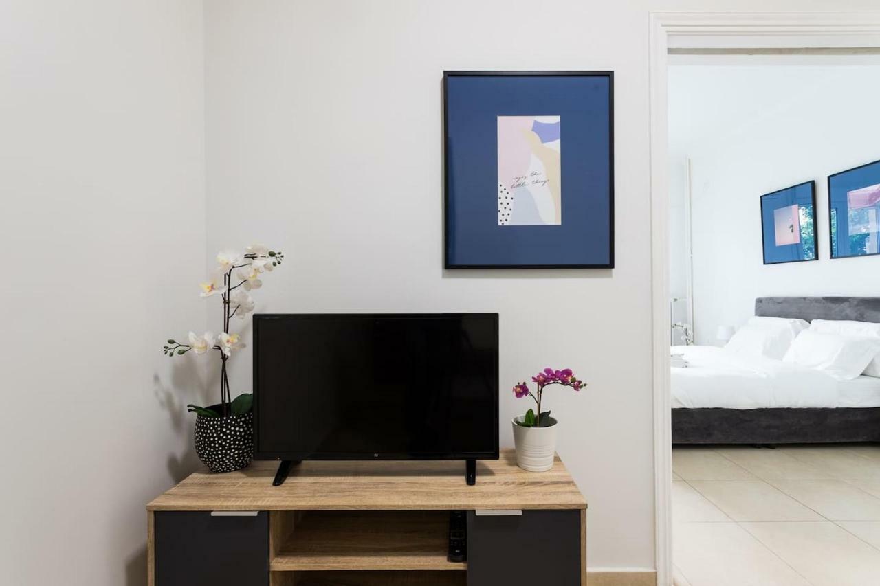 Two Bedroom Flat At Lycabettus Hill Афины Экстерьер фото