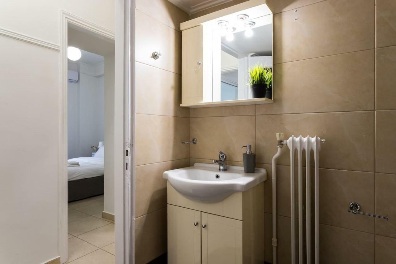 Two Bedroom Flat At Lycabettus Hill Афины Экстерьер фото